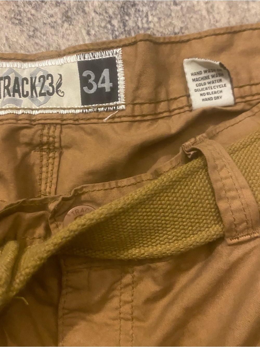 Trac Men’s Brown Cargo Shorts with Belt - Picture 3 of 3